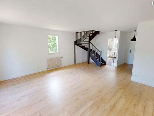 Maison 5 pièces 140 m²