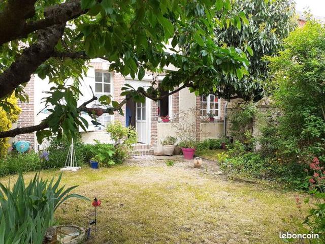 Maison 5 pièces 140 m²
