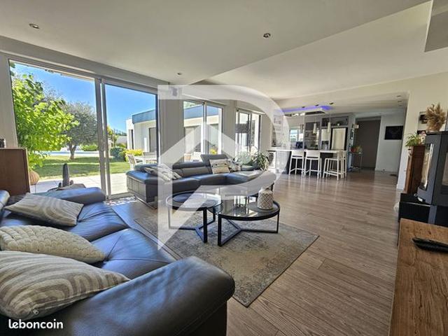 Maison 5 pièces 140 m²