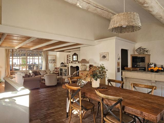Maison 5 pièces 140 m²