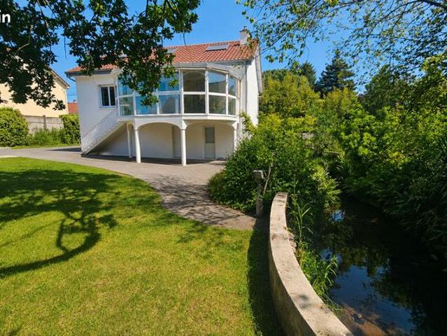 Maison 6 pièces 140 m²