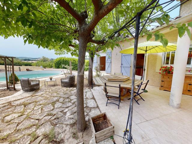 Maison 5 pièces 140 m²