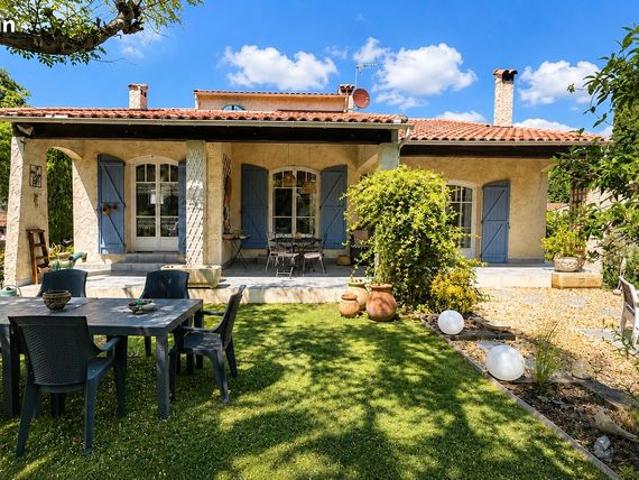 Maison 5 pièces 140 m²