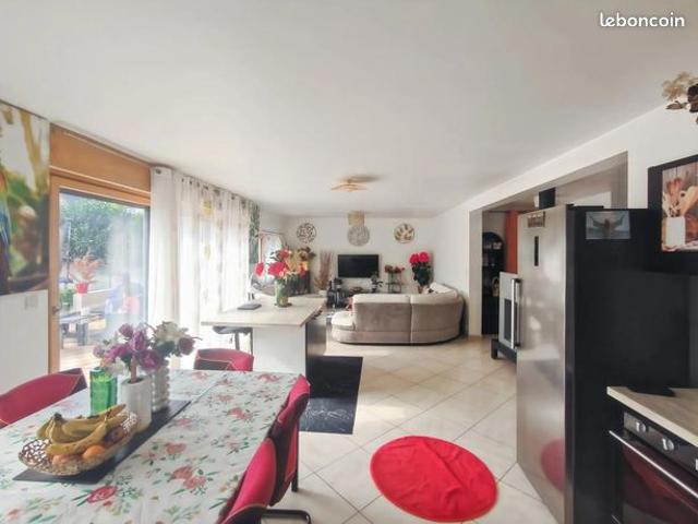 Maison 5 pièces 140 m²