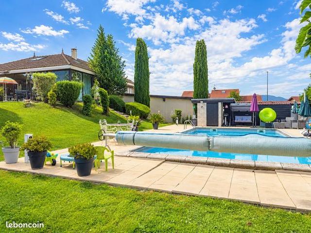 Maison 5 pièces 140 m²