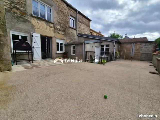 Maison 5 pièces 145 m²