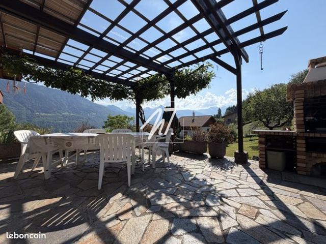 Maison 5 pièces 140 m²