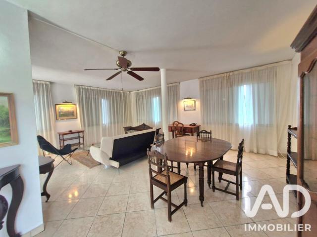 Maison 5 pièces, 140 m² à louer à Les Abymes 97139