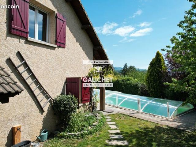 Maison 5 pièces 140m2 sur terrain avec piscine quartier Haute Tourronde Gap