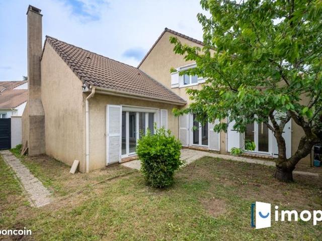 Maison 5 pièces 141 m²