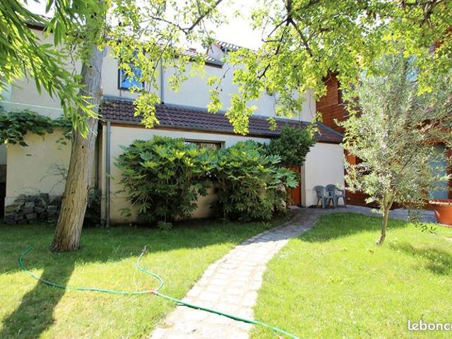 Maison 5 pièces 141 m²