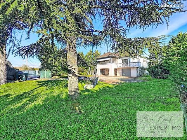 Maison 5 pièces 141 m²