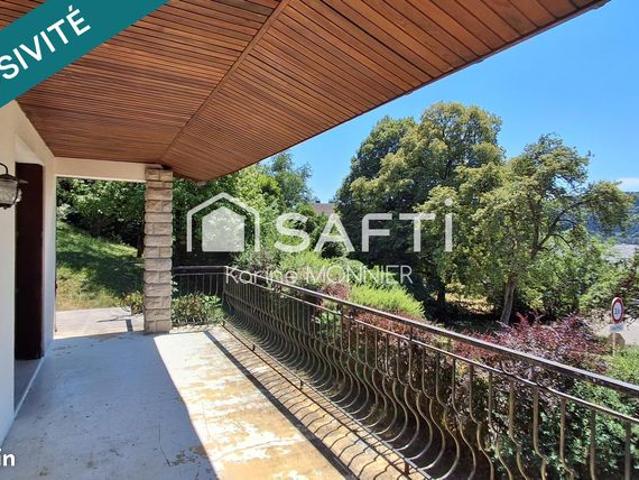 Maison 5 pièces 141 m²