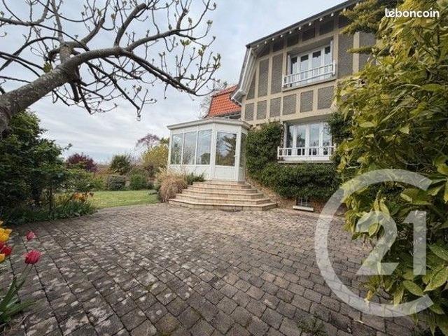 Maison 5 pièces 141 m²