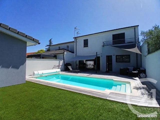 Maison 5 pièces 141 m²