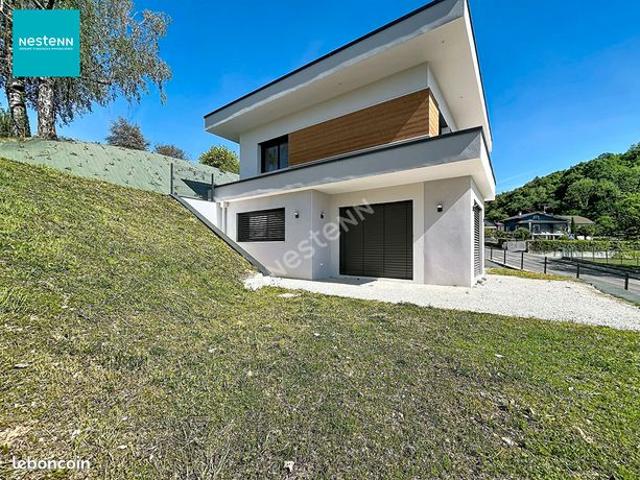 Maison 5 pièces 141 m²