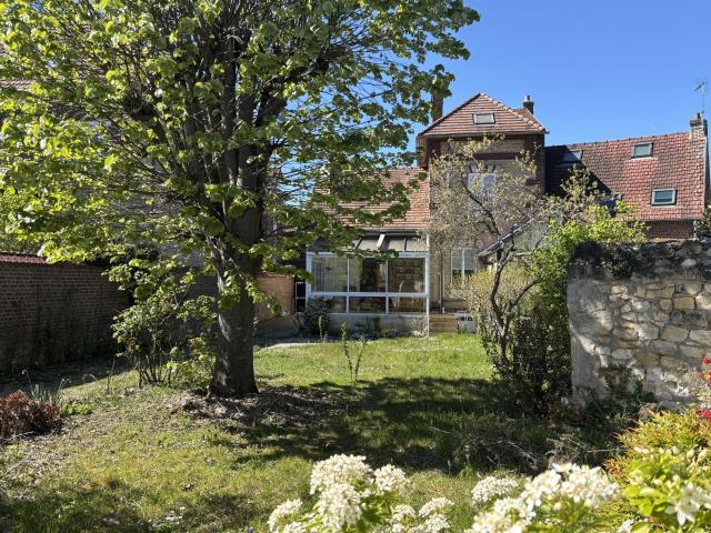 Maison 5 pièces 141 m²