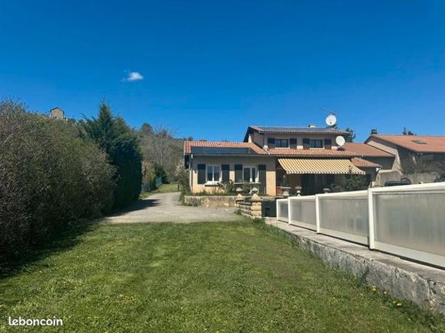 Maison 5 pièces 141 m²