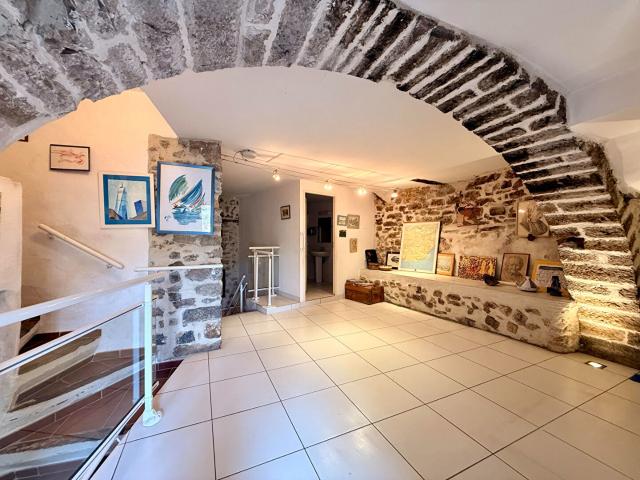 Maison 5 pièces 141 m²