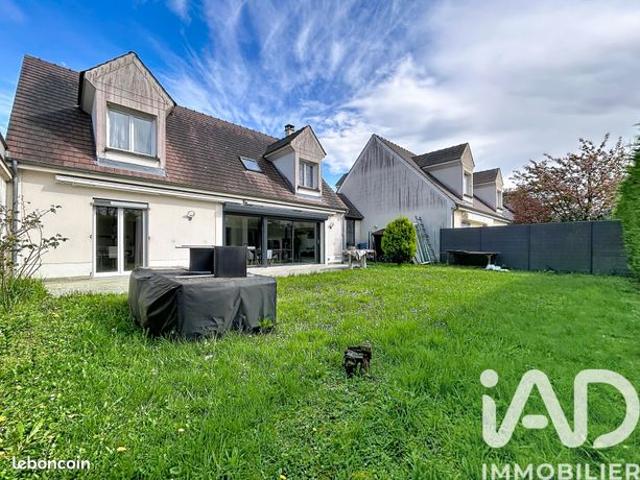 Maison 5 pièces 141 m²