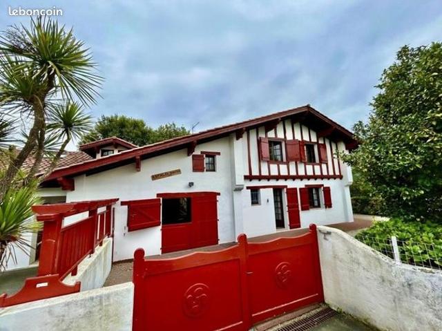 Maison 5 pièces 141 m²