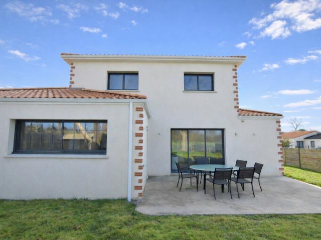 Maison 5 pièces 141 m²