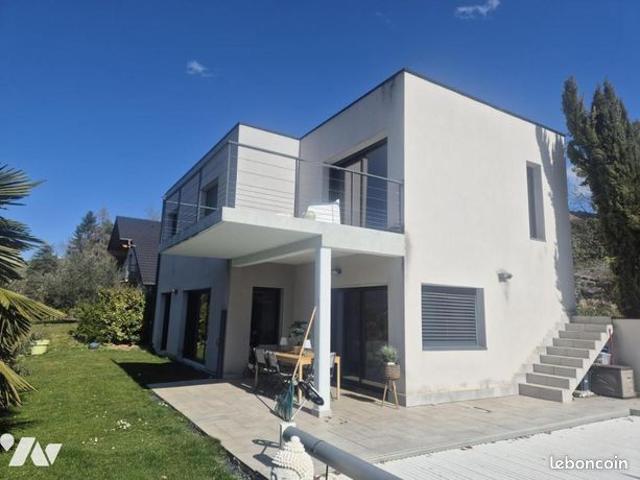 Maison 5 pièces 141 m²