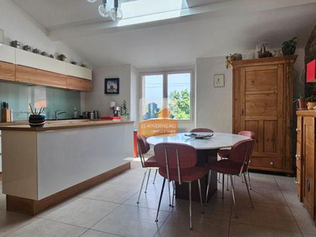 Maison 5 pièces 141 m²