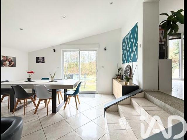 Maison familiale 5 pièces 141 m²