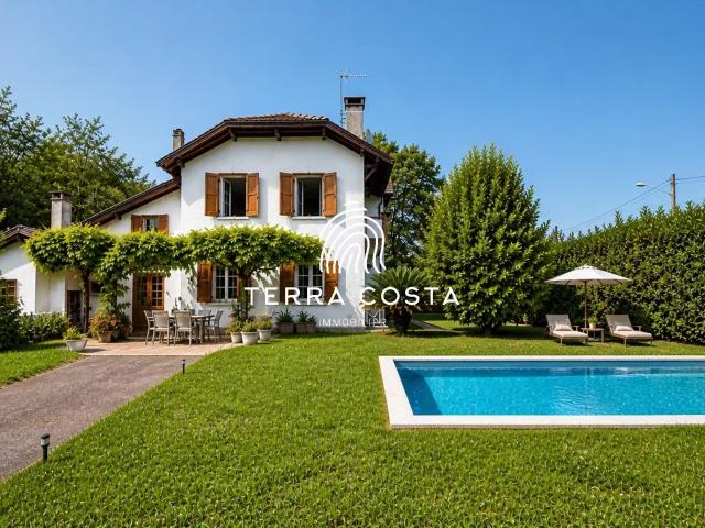 Maison 5 pièces 141 m²