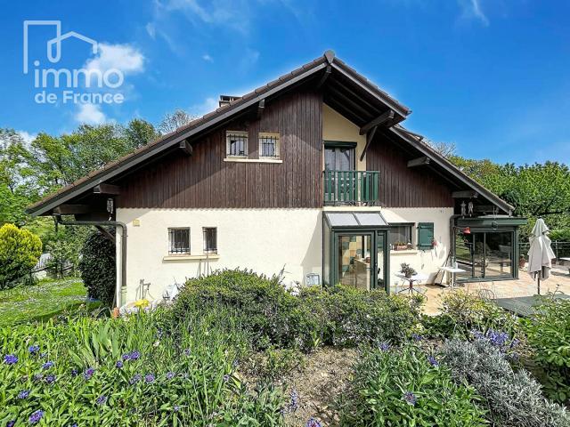Maison 5 pièces 141 m²