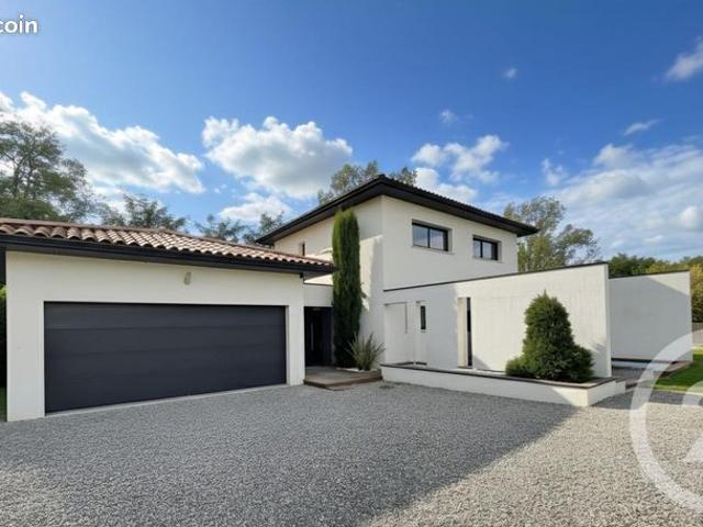 Maison 5 pièces 141 m²