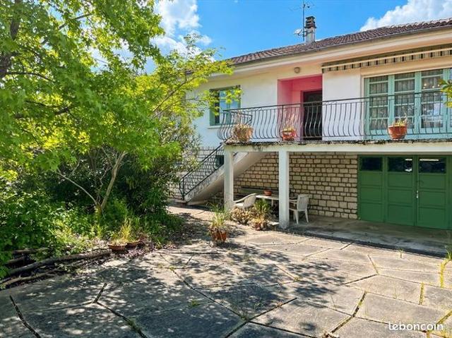 Maison 5 pièces 141 m²