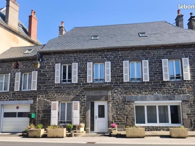 Maison 5 pièces 141 m²
