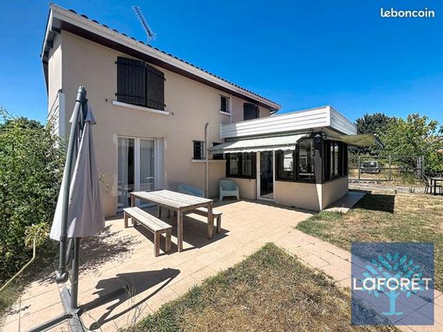 Maison 5 pièces 141 m²