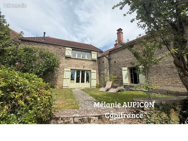 Maison 5 pièces 141 m²