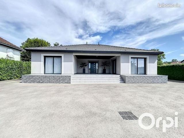 Maison 5 pièces 141 m²