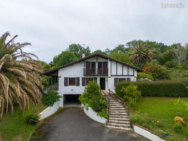 Maison 5 pièces 141 m²
