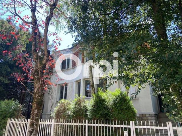 Maison 5 pièces 141 m²