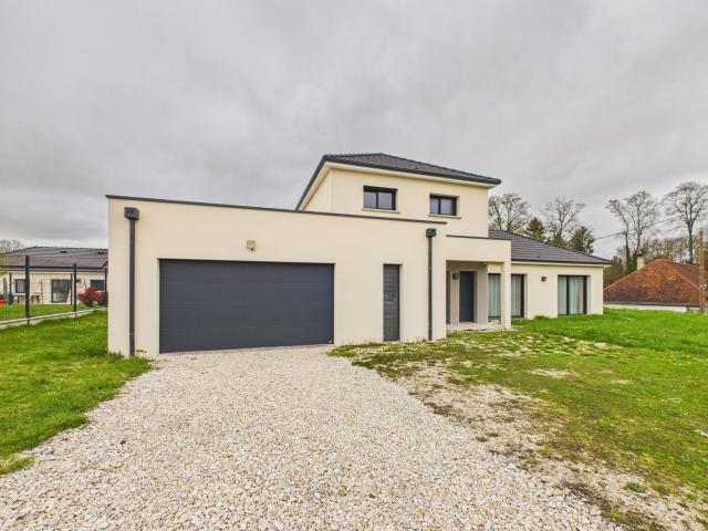 Maison 5 pièces 141 m²