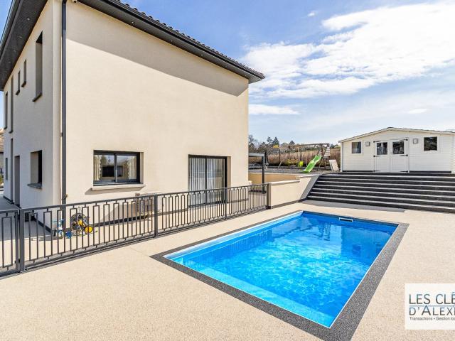 Maison 5 pièces 141 m²