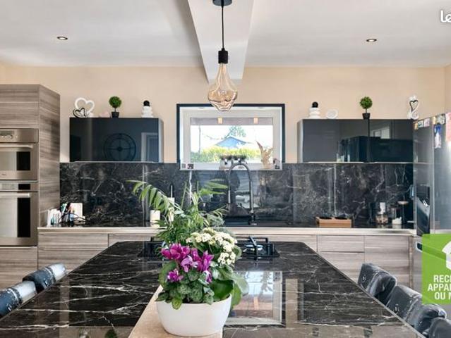 Maison 5 pièces 141 m²
