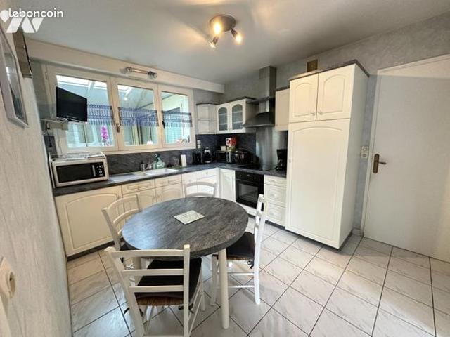 Maison 5 pièces 141 m²