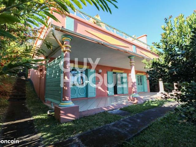 Maison 5 pièces 141 m²