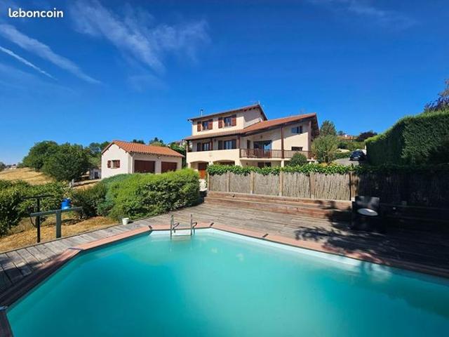 Maison 5 pièces 141 m²
