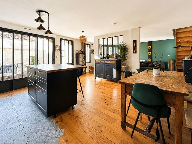 Maison 5 pièces 141 m²