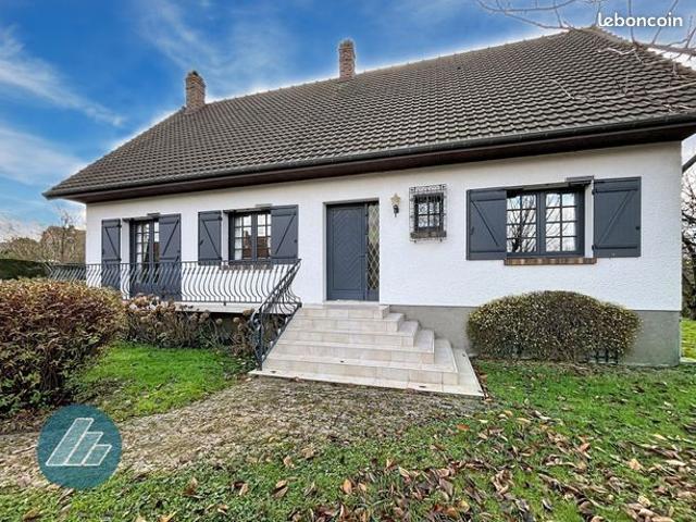 Maison 5 pièces 141 m²
