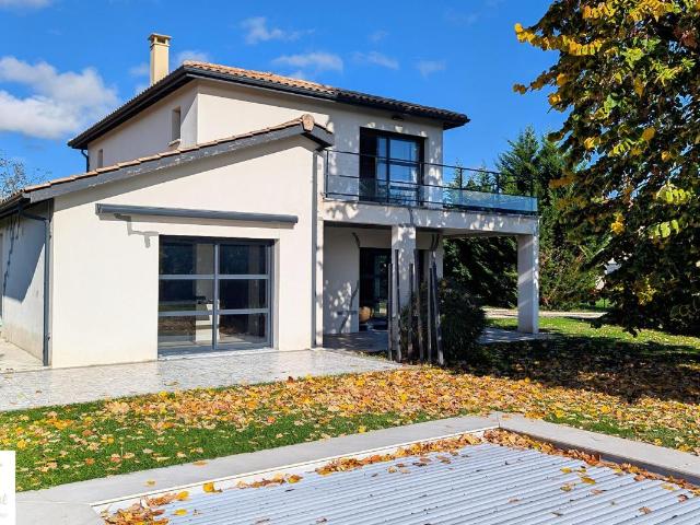 Maison 5 pièces 141 m²