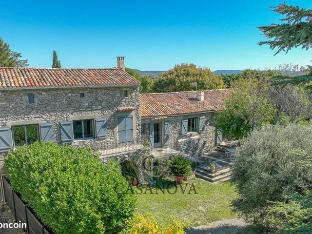 Maison 5 pièces 141 m²