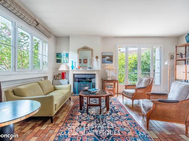 Maison 5 pièces 141 m²